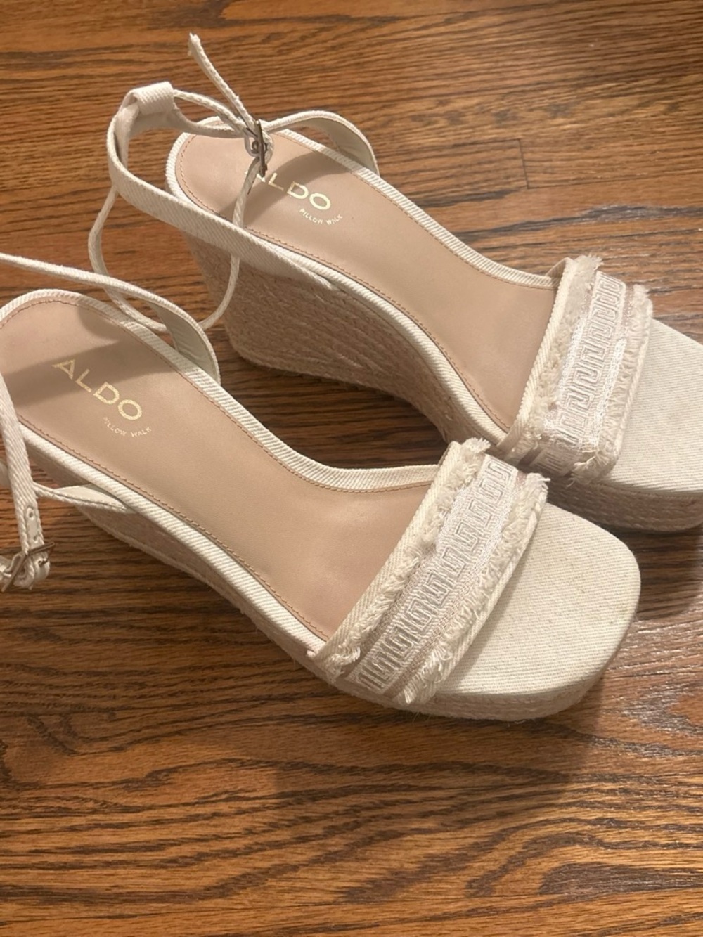 ALDO Cream/Tan Espadrille Tie-Wrap Wedge Sandals
